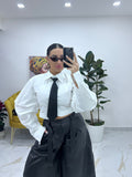 Camicia Crop con cravatta
